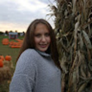 Meet your Posher, Olena